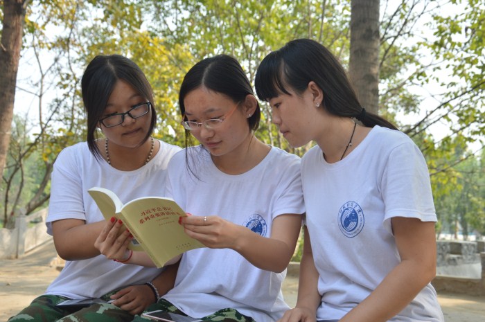 威尼斯886699掀起学习习总书记系列重要讲话的热潮