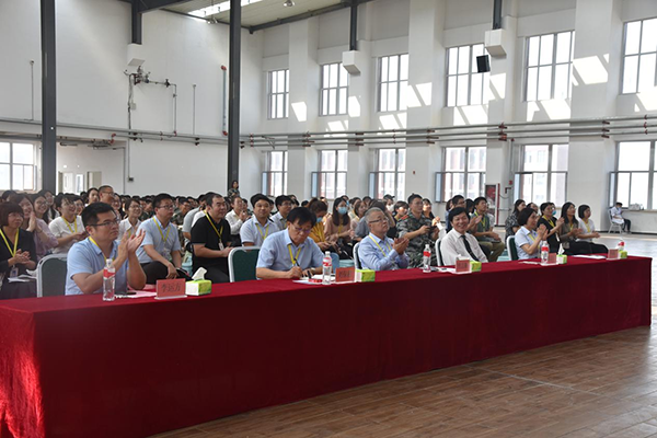 口碑好的外围平台体育召开教师节庆祝表彰大会