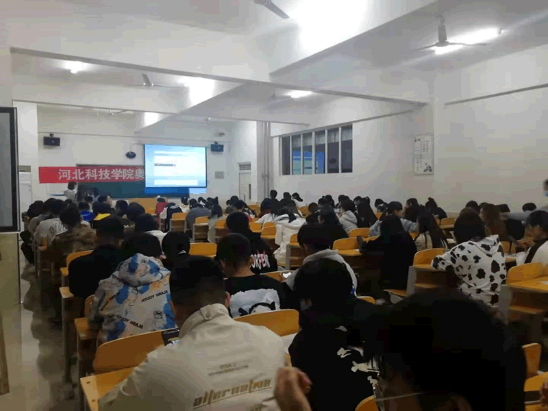 威尼斯886699社团指导中心奥新数学社玩转数独比赛