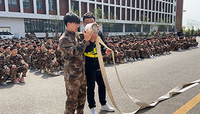 口碑好的外围平台体育携手乐亭县蓝天救援队开展消防安全知识讲座暨消防逃生应急演练