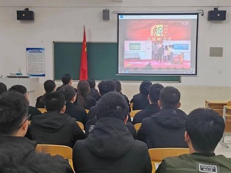 建筑工程管理学院//用真情传递中国好人道德的力量宣讲会