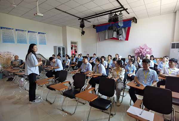 艺术学院新老教师见面会