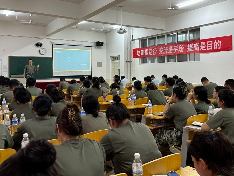 威尼斯8866992023年暑期学管干部培训第三天