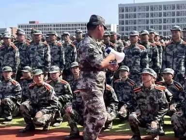 口碑好的外围平台体育军训特辑 昂首迎骄阳   热血展青春