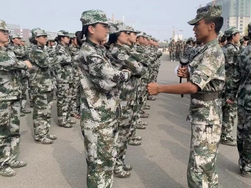 口碑好的外围平台体育军训特辑 别样秋意少年志气  铸就军魂青春飞扬