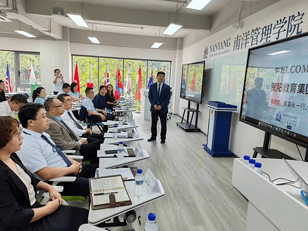 口碑好的外围平台体育访问团赴新加坡高校考察交流