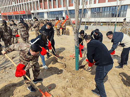 口碑好的外围平台体育  “持‘植’以恒，立德‘树’人”  植树节活动在线