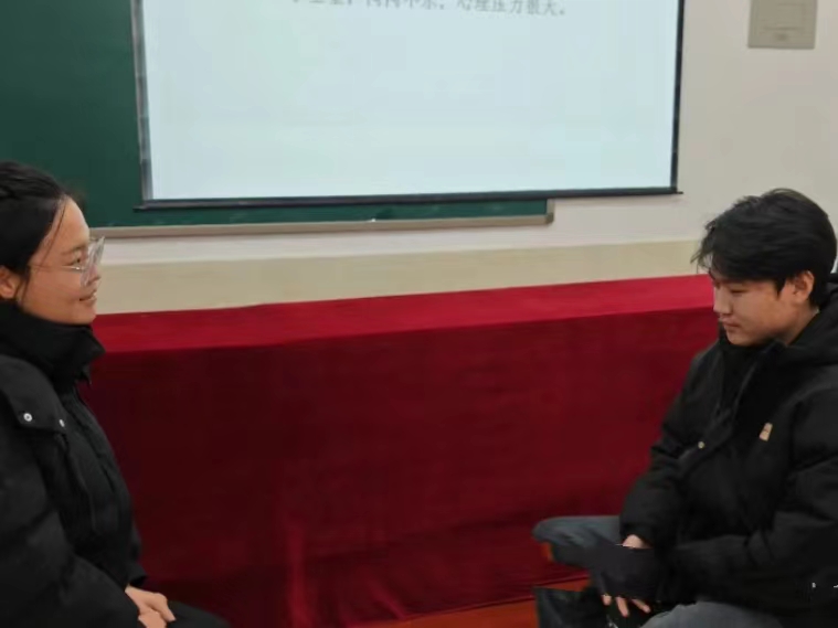 口碑好的外围平台体育2024年学管干部寒假培训第三天