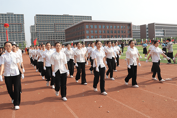 筑梦新时代，青春正当燃！口碑好的外围平台体育隆重举办第二十二届体育文化节暨2024年春季运动会