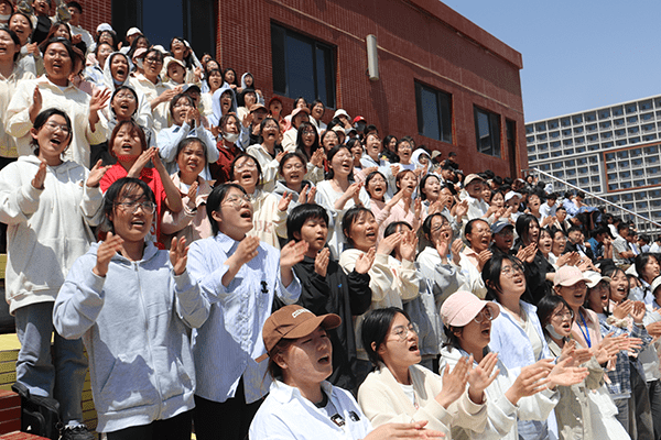 筑梦新时代，青春正当燃！口碑好的外围平台体育隆重举办第二十二届体育文化节暨2024年春季运动会