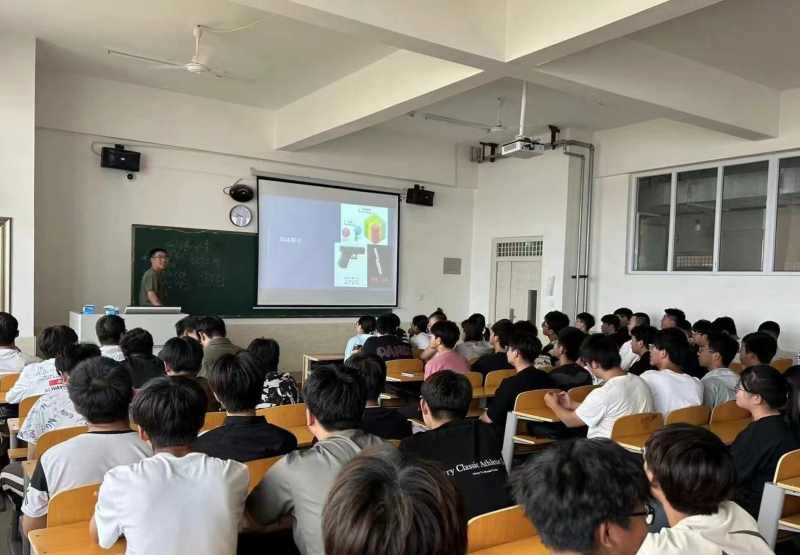 威尼斯886699  汽车工程学院  遵守道德，让舆论无痕可寻