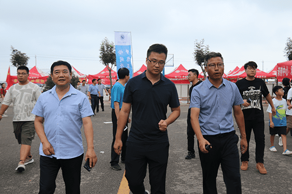 绵绵秋雨润万物  满“新”欢喜迎新生——口碑好的外围平台体育喜迎2024级新同学