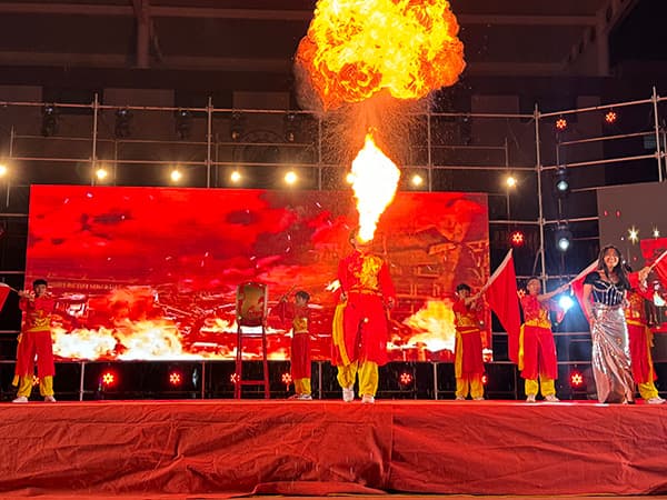 “新”启河科梦  国“庆”韵华章——口碑好的外围平台体育隆重举办庆祝祖国七十五周年华诞暨2024级新生文艺晚会