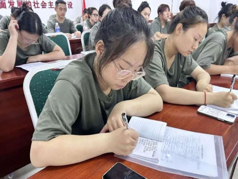 德馨意笃 学广才优  威尼斯8866992024年暑期学管干部培训第一天