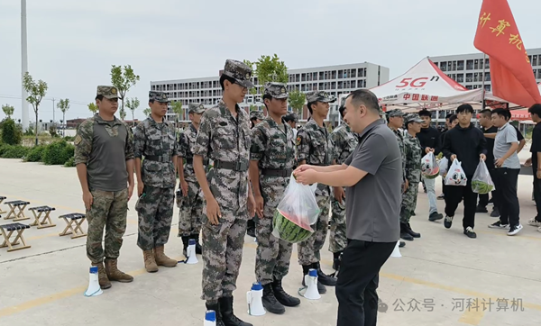 计算机学院-军训的号角，青春的磨砺